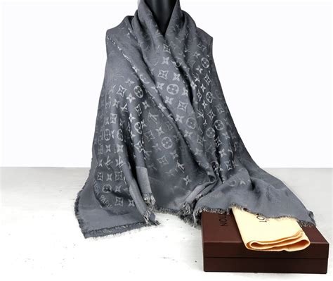 louis vuitton sjaal wol|louis vuitton shawls.